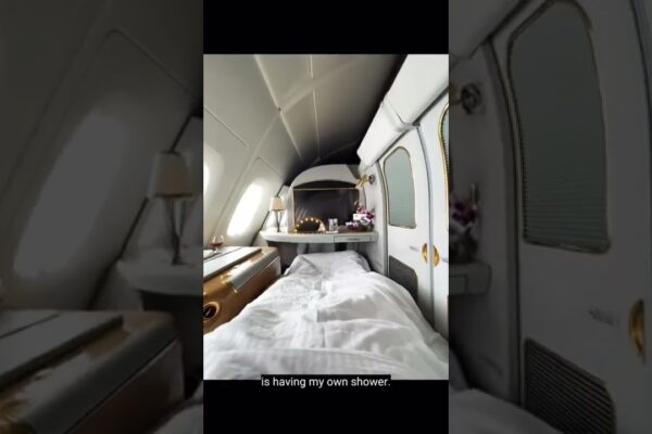 12 hrs in Emirates First Class 1748056954 maxresdefault