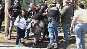Two arrested, woman detained as crowd surrounds federal agents in Worcester 1 1c96a1b0f69d27f2e5f66871fce18c85