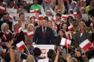 2025 05 18T195158Z 1560847910 RC2JKEAMXJK2 RTRMADP 3 POLAND ELECTION 1747598316