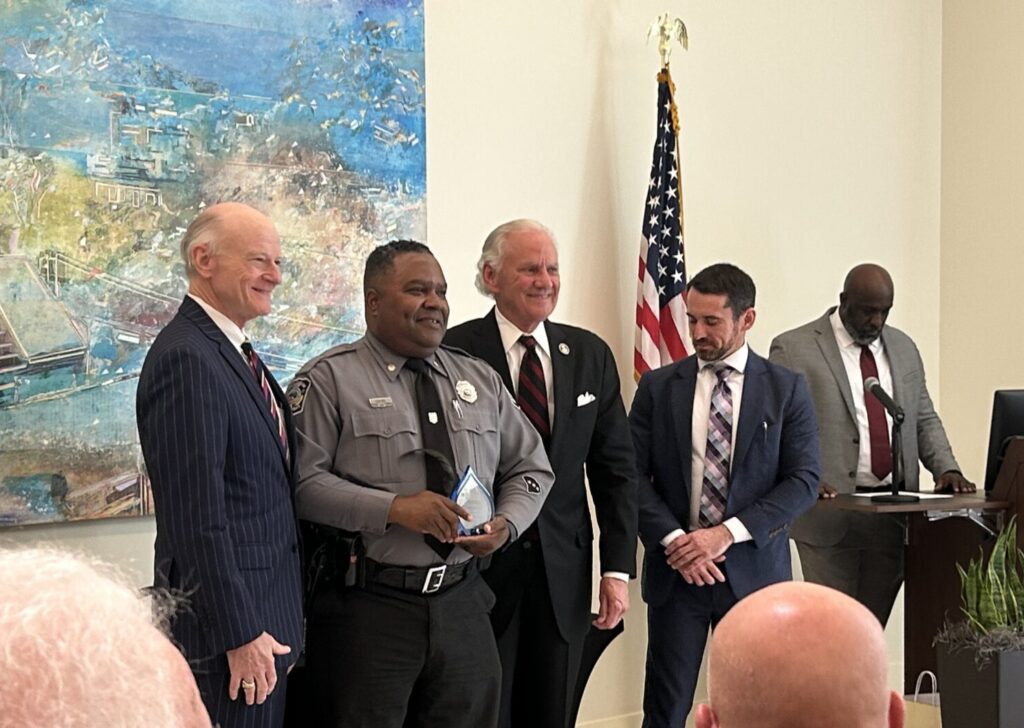 USC program aims to teach police leadership skills, with help from state funding 1 8ea996602fb332c753bcf24eb5d3231a