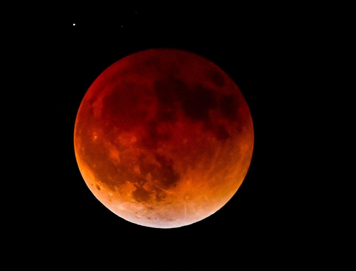 When is May's full moon? What to know about the Flower Moon 1 b489adb1dcd3d4256a401888c3c09322