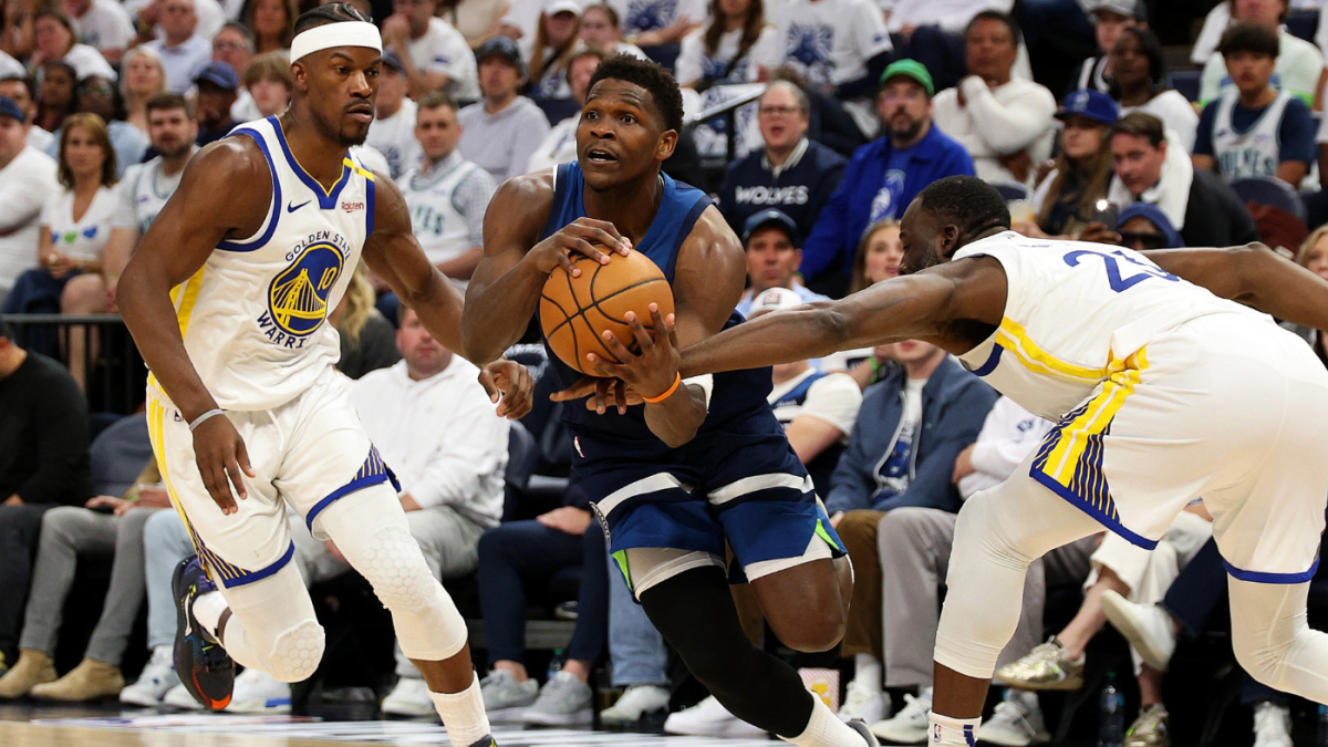 Warriors vs. Timberwolves prediction, odds, time, Game 3 pick: Best bet as series shifts to San Francisco 1 edwards wolves warriors getty