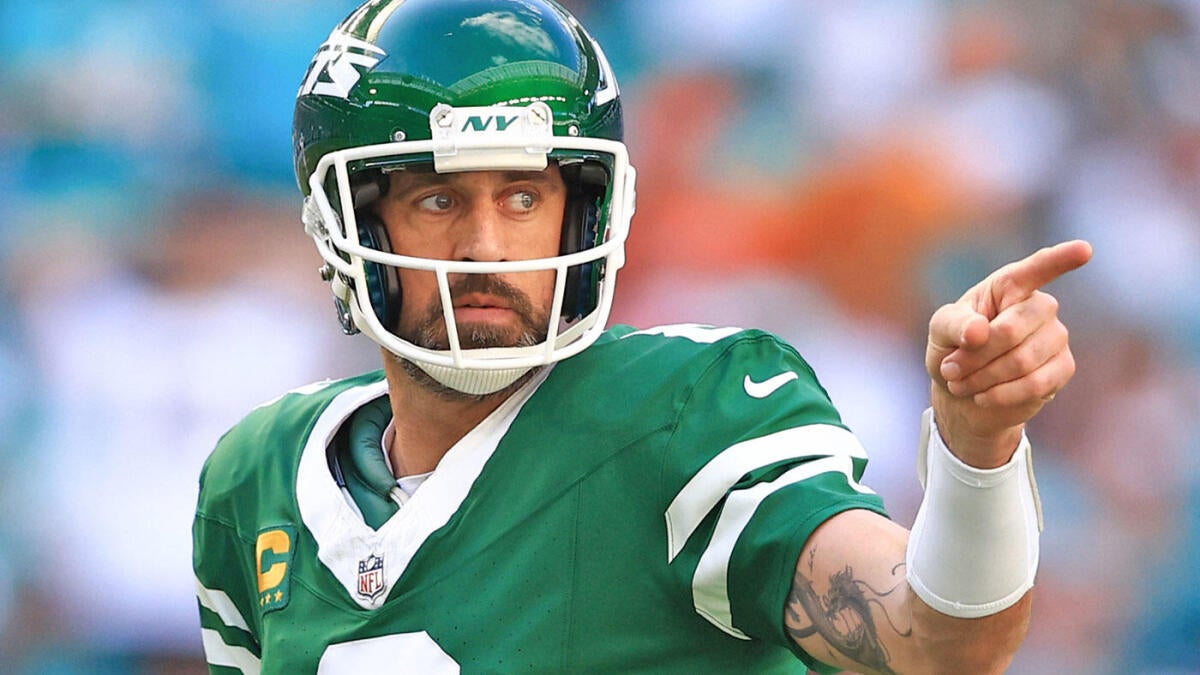 Derek Carr retires: Options at quarterback for Saints, including rookie Tyler Shough, pursuing Aaron Rodgers 1 getty aaron rodgers jets