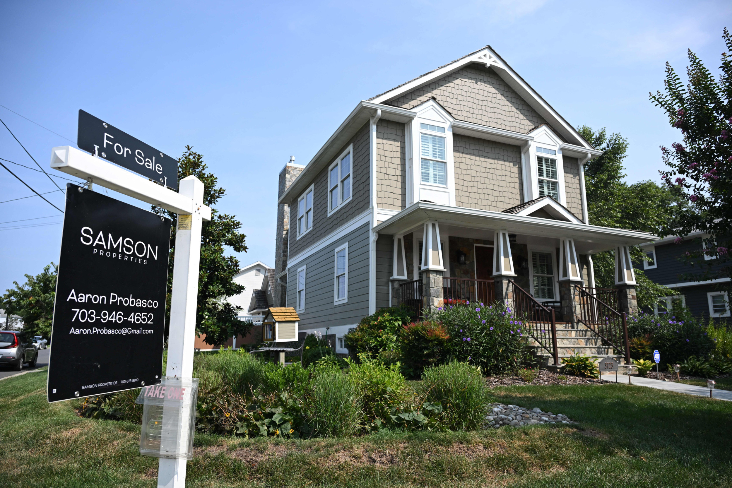Gen Z, Millennials Don't Want to Buy Starter Homes 1 home sale