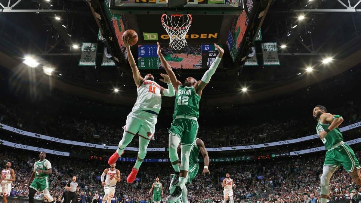 Knicks vs. Celtics odds, prediction, start time: 2025 NBA playoff picks, Game 3 best bets from proven model 1 jalen brunson getty images
