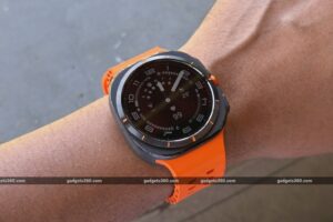samsung galaxy watch ultra display aod gadgets 360 1726568468662