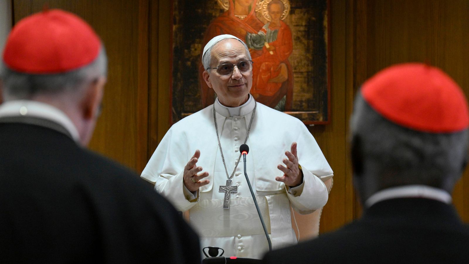 Pope Leo highlights AI as challenge to humanity as he lays out vision of papacy | World News 1 skynews pope leo xiv pope vatican 6911884