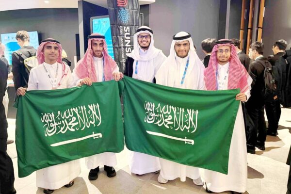 المملكة تحصد 7 جوائز في أولمبياد الرياضيات بأستراليا والمعلوماتية في ألمانيا – أخبار السعودية
