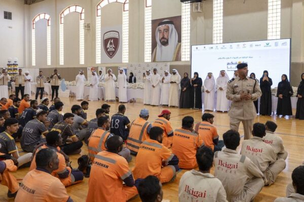 «الوقاية من الإنهاك الحراري» تستهدف 4000 عامل