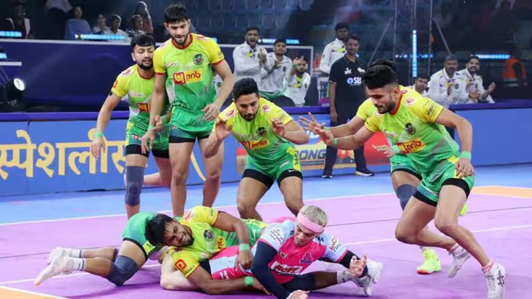 1852117-patna-pirates-continue-fine-run-reach-eliminator-2.jpg