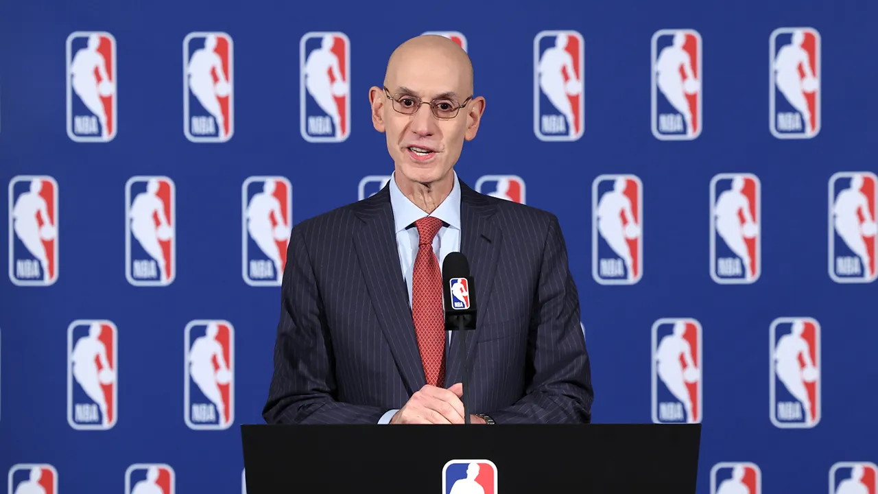 Adam-Silver3.jpg
