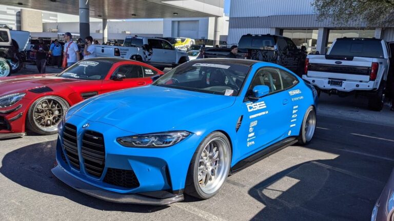 BMW-M4-Blue-Color.jpg