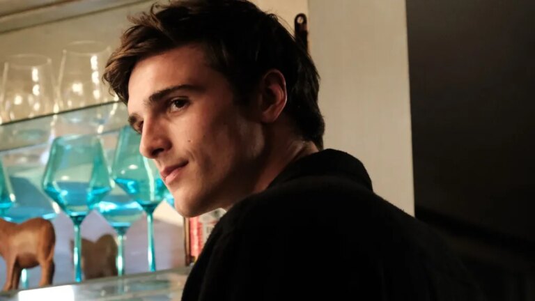 angus-cloud-jacob-elordi-e1761184075162.jpg