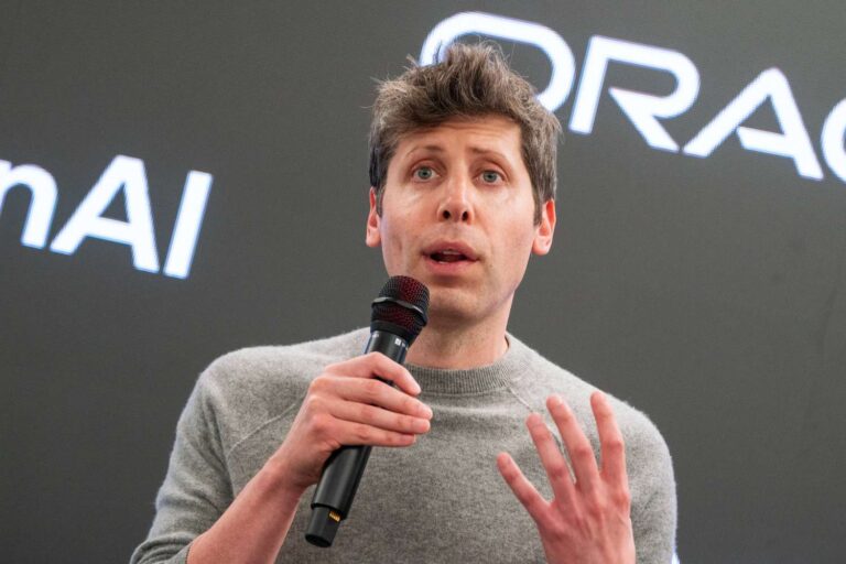 samaltman-50c0a56781634e1d93357bef8407e310.jpg