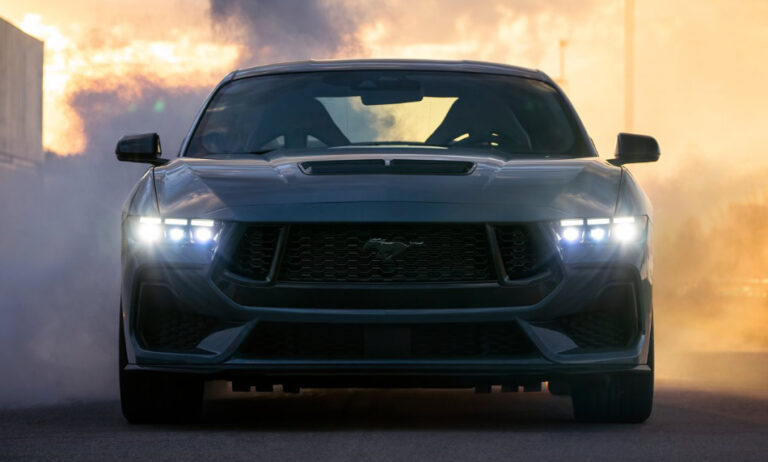 Ford-Mustang-2025-Price-Drop.jpg