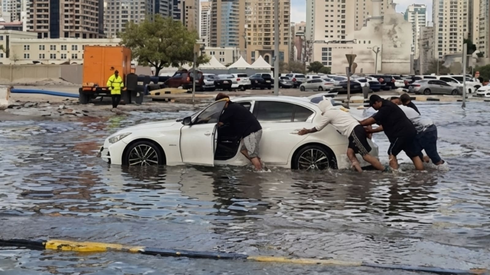 UAE-floods.png