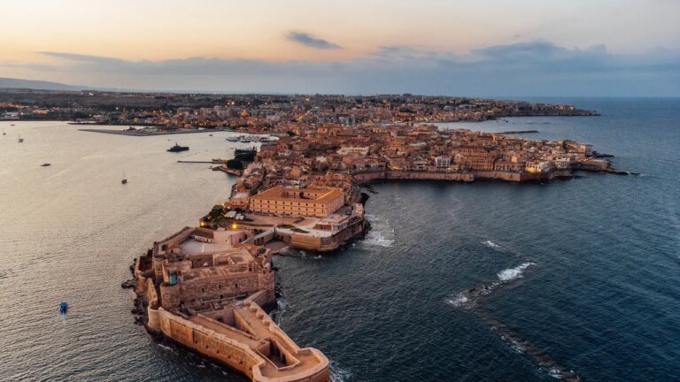 Ortigia_Sicily_GettyImages-1364745326.jpg