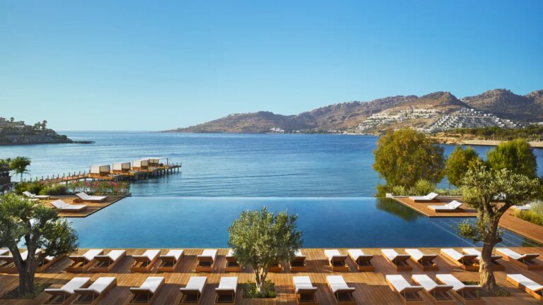 The20Bodrum20EDITION_The20Pool20at20The20Bodrum20EDITION.jpg