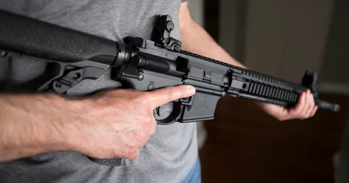 gun-buyback-canada.jpg